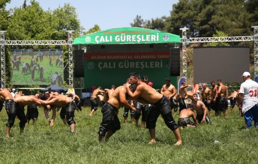 63. Geleneksel Tarihi Yağlı Güreşleri için geri sayım başladı