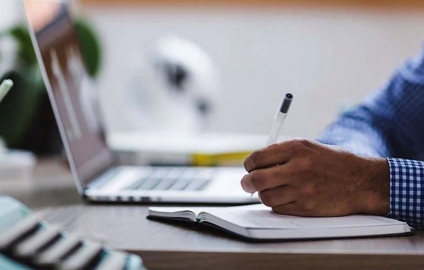 Beyaz yakalılar sınıfsal çöküş yaşıyor: Gelirlerde 10 yılda dramatik çöküş