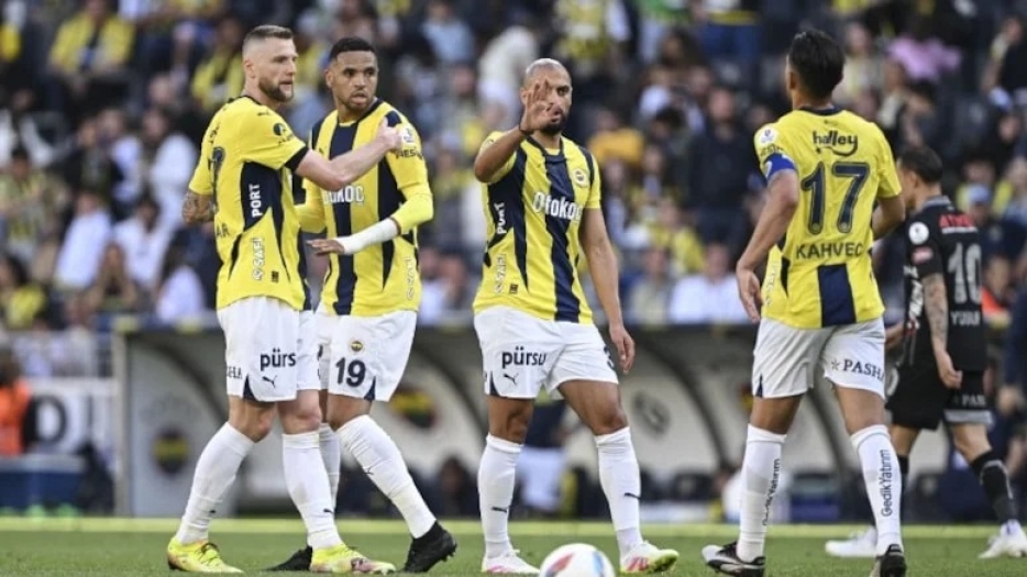 F.Bahçe'de kadro sil baştan! Sadece 9 isim