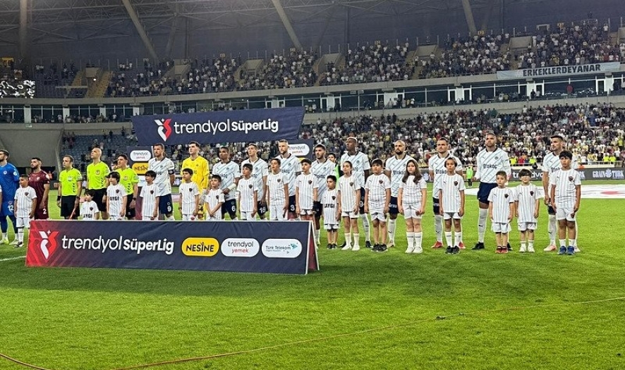 Fenerbahçe'ye dünyaca ünlü golcü! Türk futbol tarihine geçecek