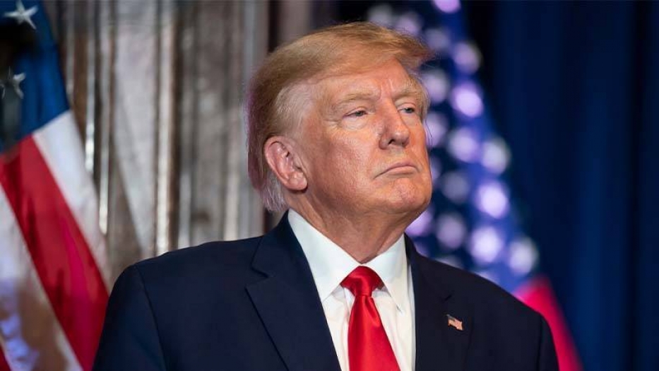 Trump: "İran semalarının kontrolü bizde, teslim olun"