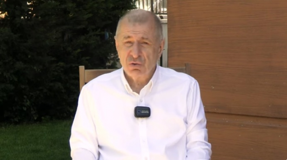 Ümit Özdağ, Bayram vesilesiyle paylaştığı mesajında iki önemli hususa dikkat çekti