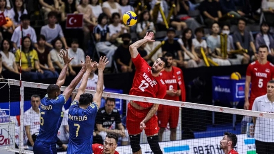 A Milli Erkek Voleybol Takımımız, Brezilya’ya 3-1 yenildi