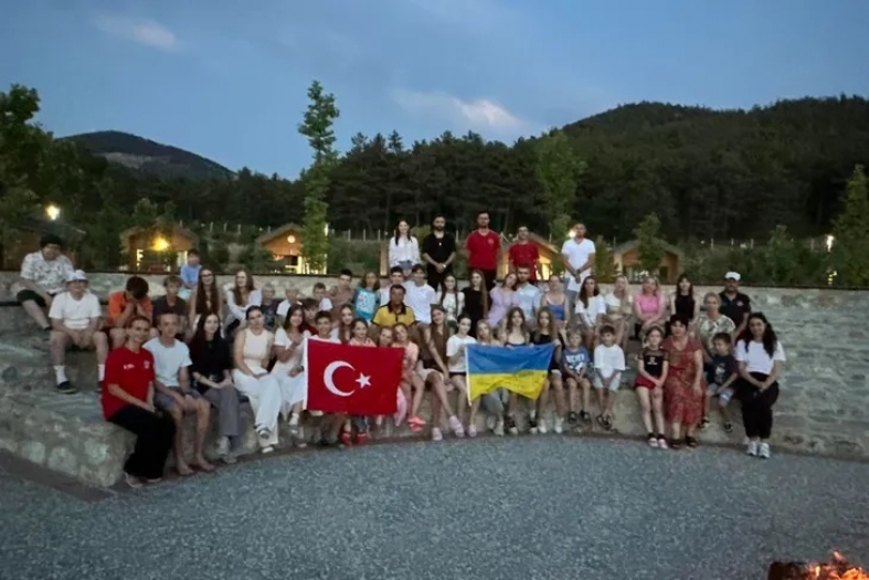 Bursa’da Ukraynalı çocuklar için yaz kampı düzenlendi