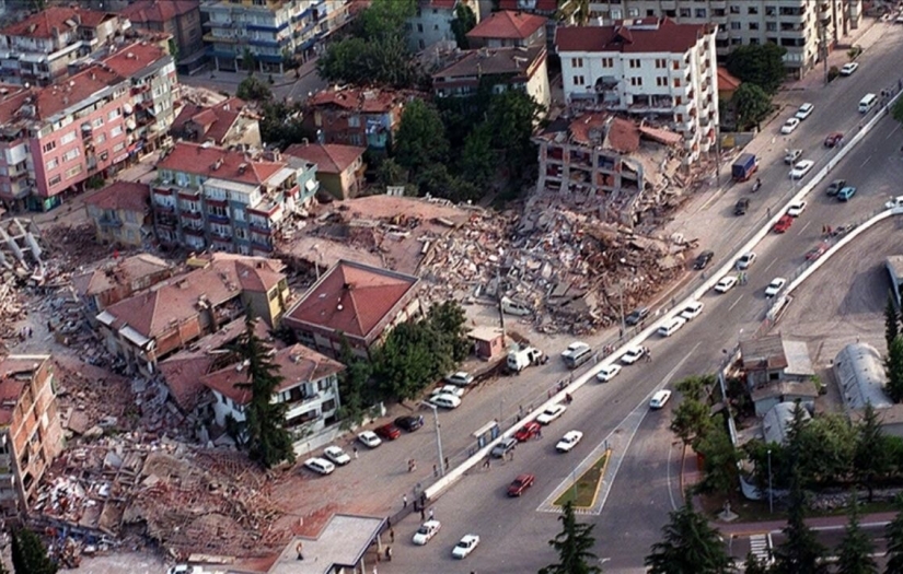 17 Ağustos Marmara Depremi'nin 26'ncı yılında gerçek ölü sayısı halen bilinmiyor