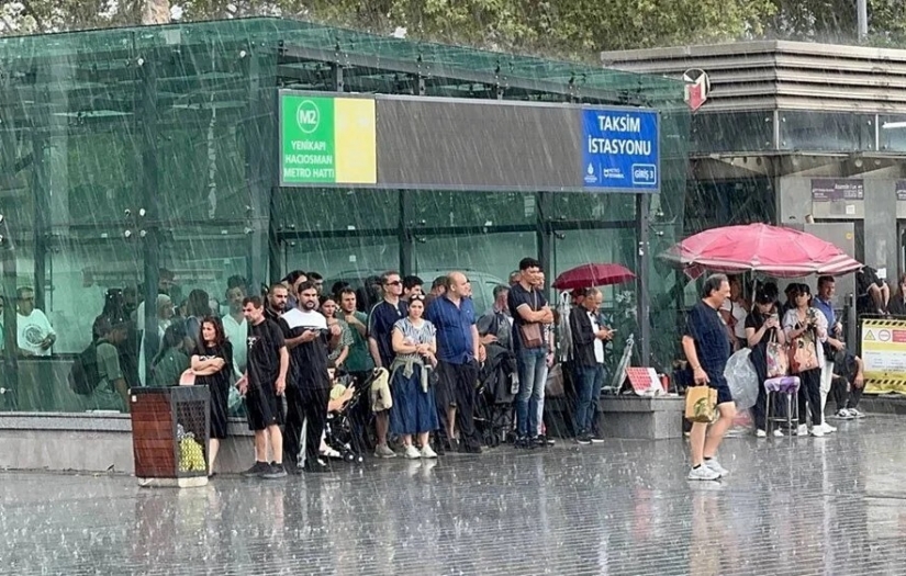 İstanbul'a 63 gün sonra ilk yağmur
