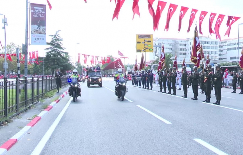 İstanbul Valiliği, 30 Ağustos'ta kapatılacak yolları ve alternatif güzergahları duyurdu
