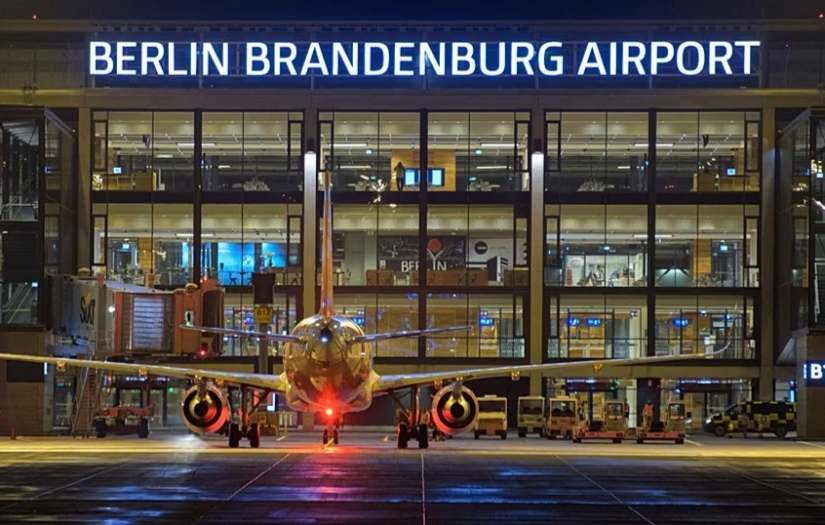 Avrupa'da havalimanlarına siber saldırı: Check-in işlemleri etkilendi, hava trafiği aksadı