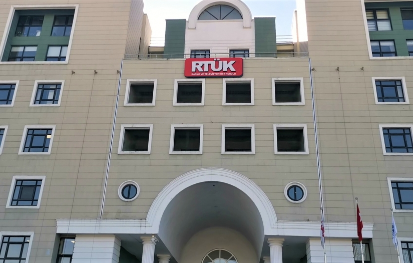 TELE1 karartıldı, 5 günlük yayın durdurma cezası başladı