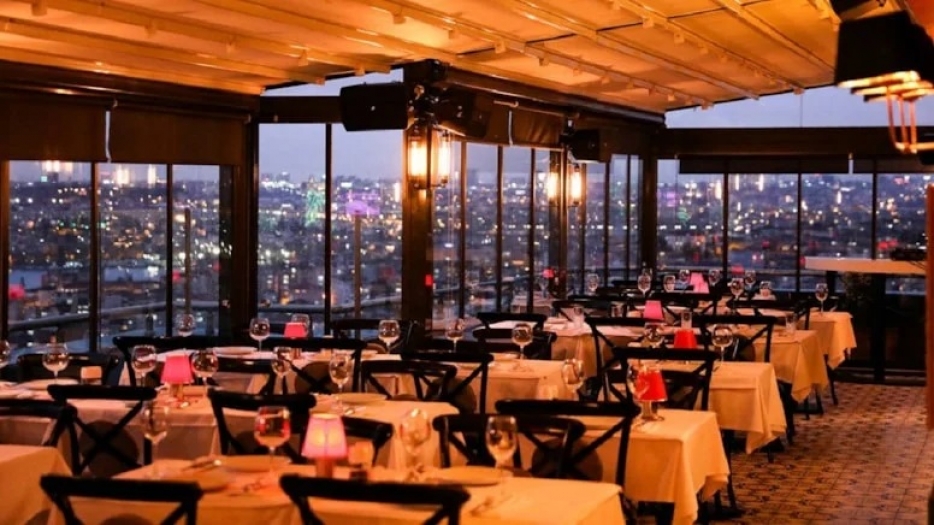 Bir döneme damga vuran, sosyetenin gözdesi icradan satılıyor