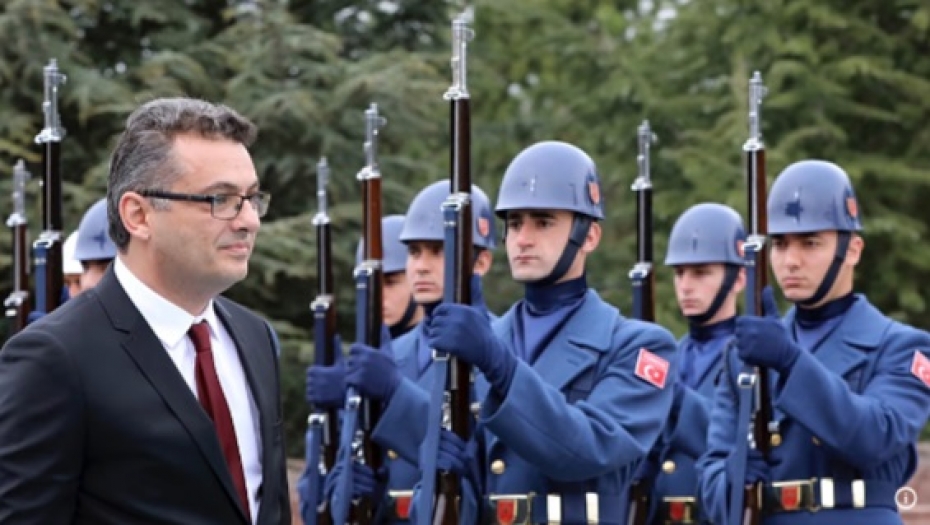 Erdoğan ve Özel'den yeni KKTC Cumhurbaşkanı Erhürman'a tebrik