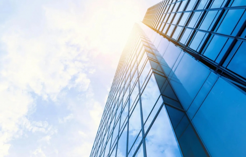 Yeni buluş tüm pencereleri güneş paneline çevirebilir