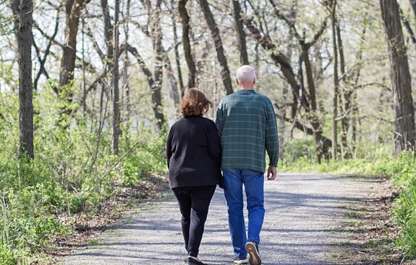 Alzheimer hastalığını yavaşlatmaya yardımcı olabilecek günlük adım sayısı