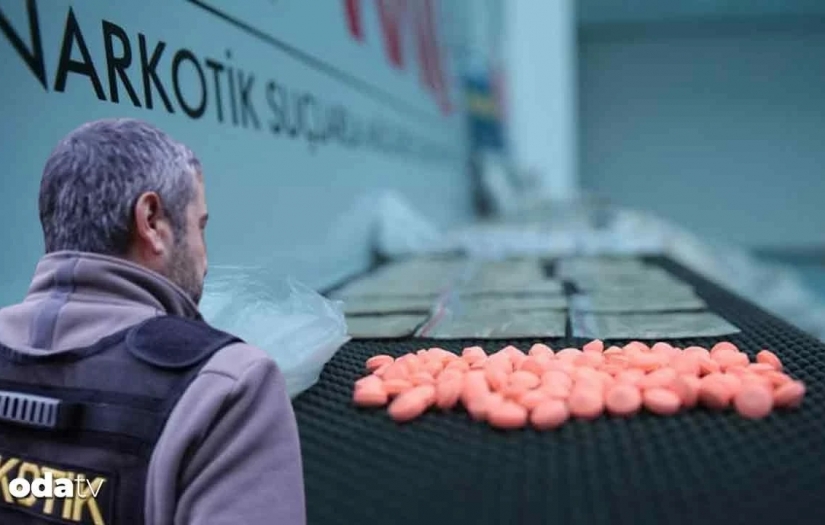 Bonzai belası önlenemiyor. Geçen yıl 374 bin 948 kişi uyuşturucu kullanma veya ticareti suçundan yakalandı