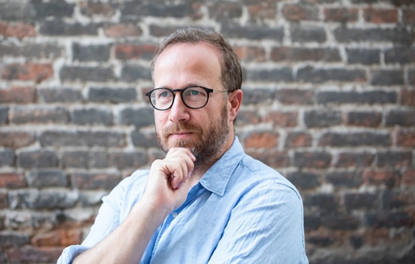 RÖPORTAJ / İzlandalı yazar Andri Snaer Magnason, "Günümüzde her şeyi sonuna kadar sömürme eğilimindeyiz"