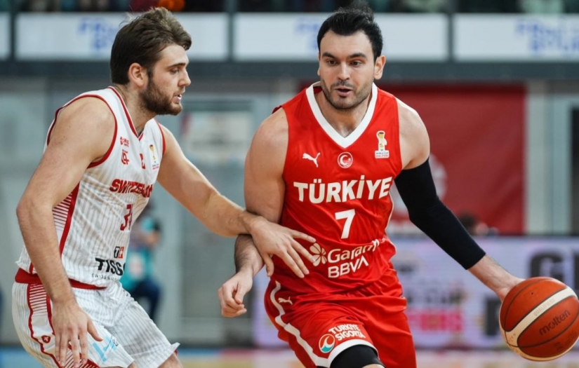 12 Dev Adam Dünya Kupası Elemeleri'nde İsviçre'yi 85-60 yendi
