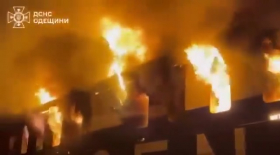 Balistik füze Türk gemisini vurdu