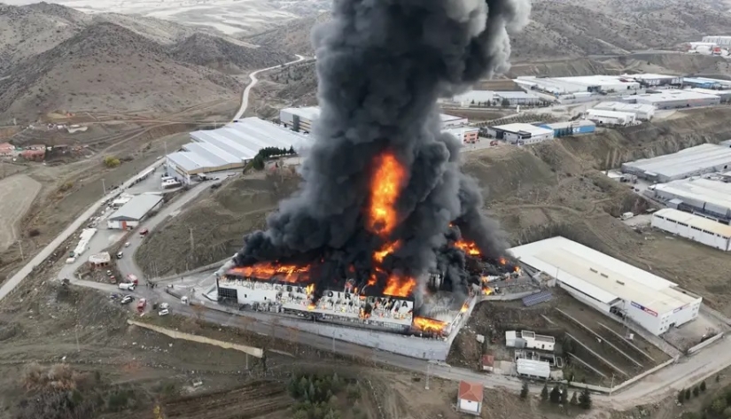 Kırıkkale'de kimya fabrikasında yangın
