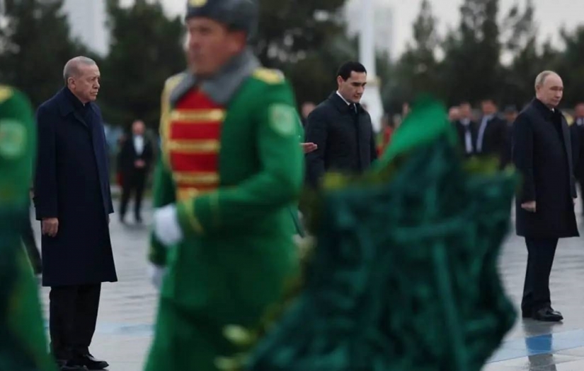 Putin ve Erdoğan Türkmenistan'da ikili görüşme gerçekleştirecek