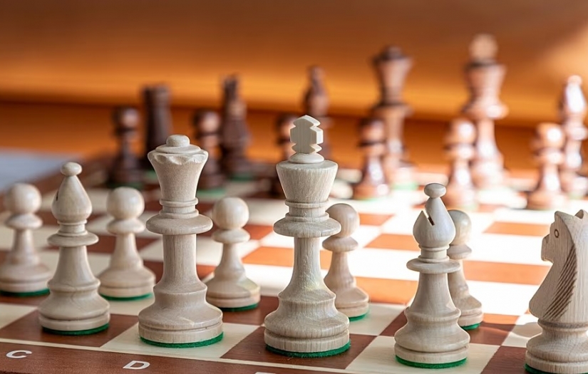 Üç yaşındaki satranç oyuncusu, FIDE puanı alarak rekor kırdı