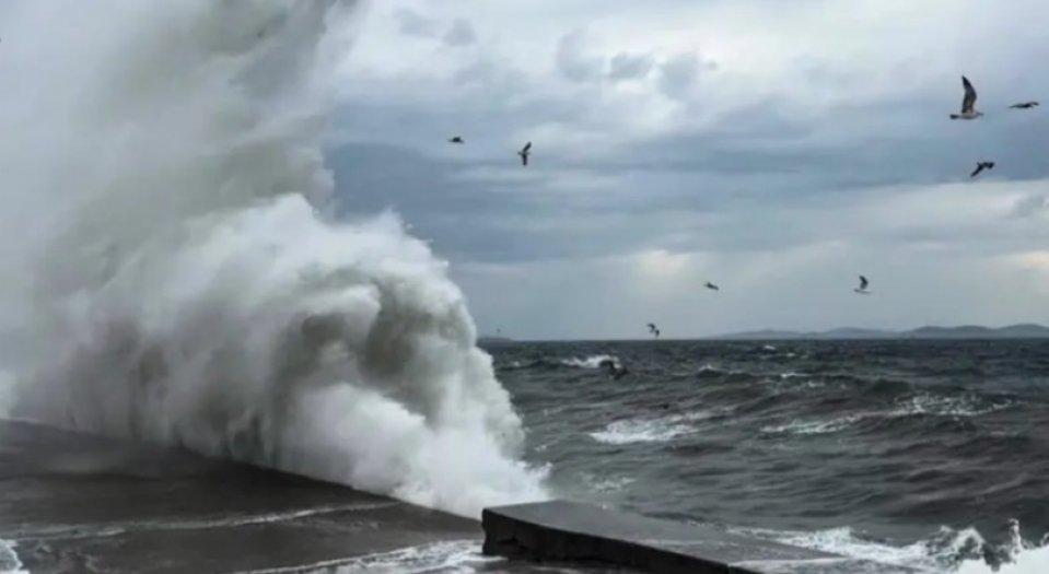 İstanbul'da fırtına tehlikesi devam ediyor