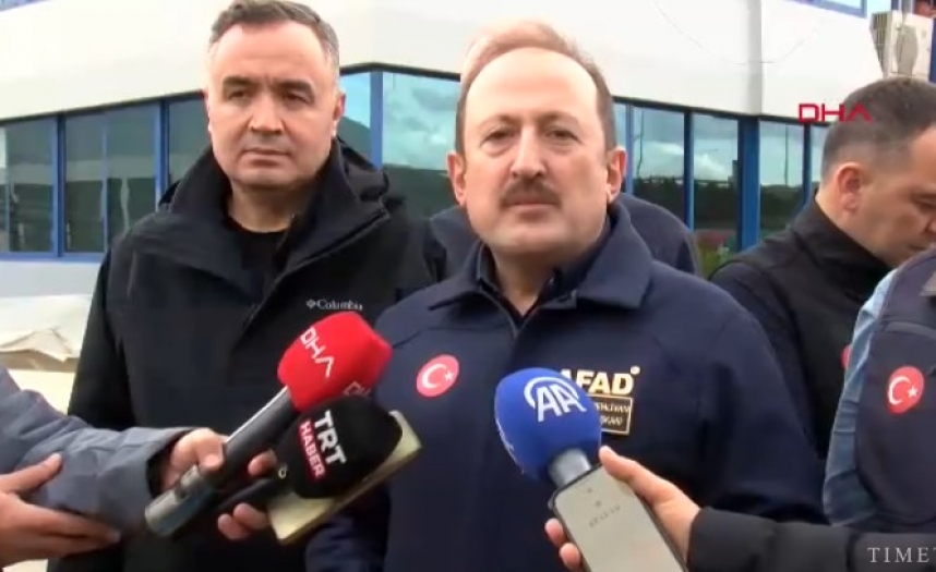 İzmir'de 320 konut, 78 iş yeri ve 5 kamu binasını su bastı