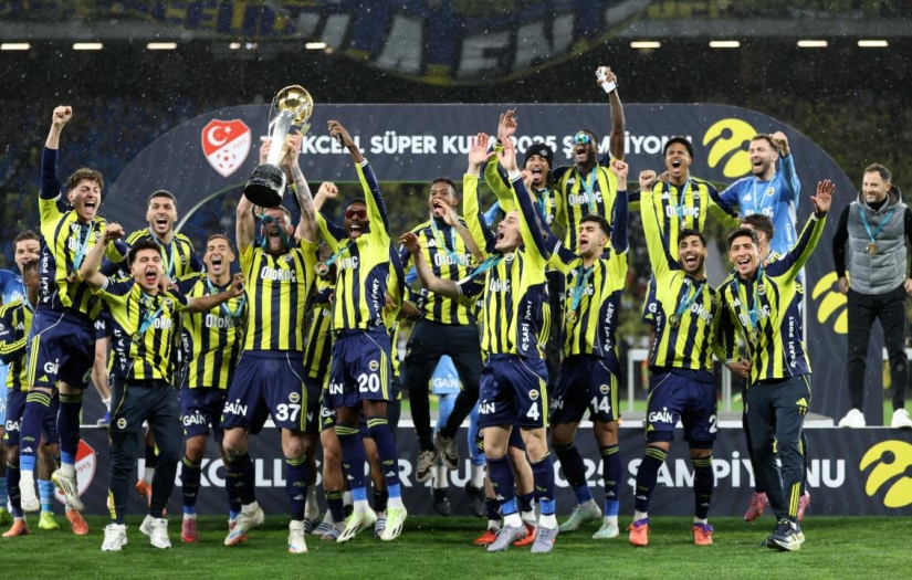 Süper Kupa'nın sahibi Fenerbahçe