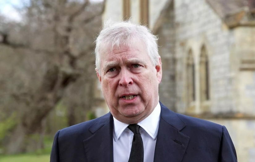 Eski İngiltere Prensi Andrew, Epstein kayıtları nedeniyle gözaltına alındı