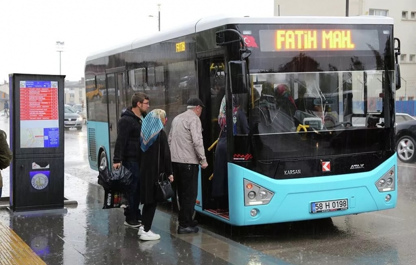 Sivas’ta şaka gibi rekor: 65 yaş kartıyla 3 bin 365 kez otobüse bindi
