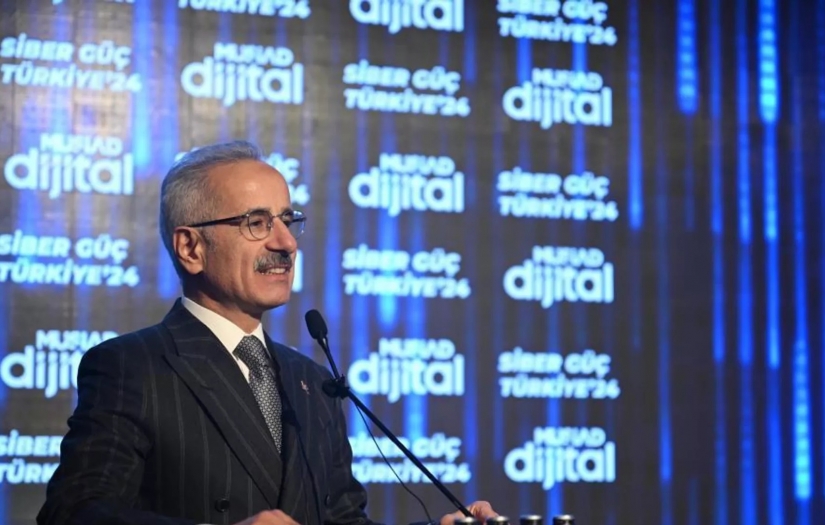 Bakan Uraloğlu açıkladı: 7 ülkeye uçak seferleri 31 Mart'a kadar yapılmayacak