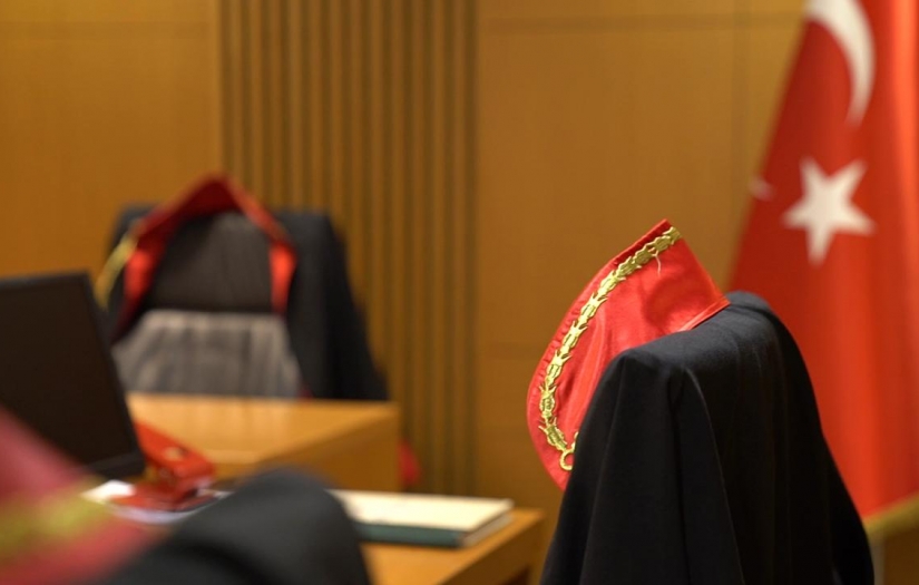 Bazı davaların belirli mahkemelerde görülmesine ilişkin karar Resmi Gazete'de