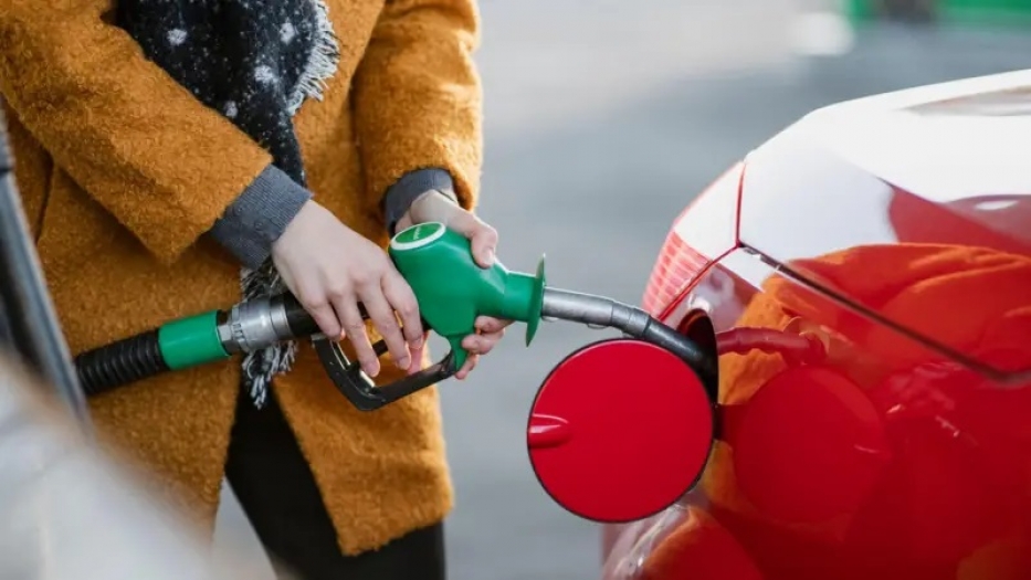 İran'a saldırılar petrol fiyatlarını ve piyasaları nasıl etkiliyor?