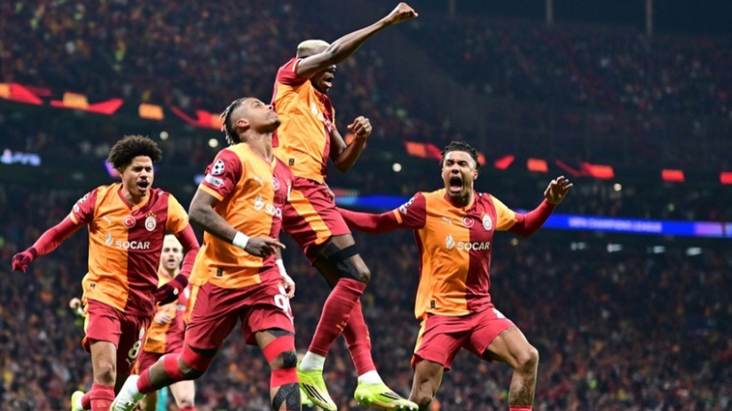 Şampiyonlar Ligi'nde tarihi galibiyet: Galatasaray, Liverpool'u evinde devirdi