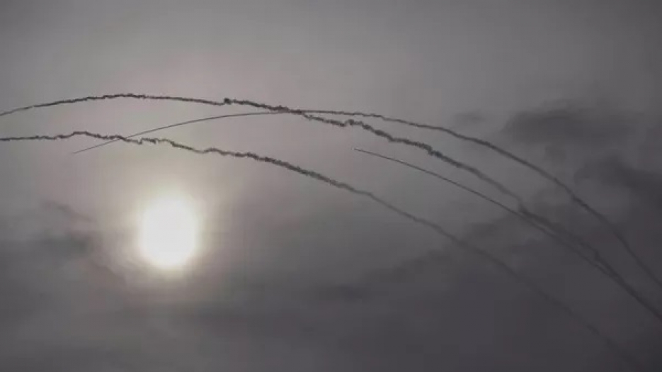 Savaşın 27. günü: Çatışmalar tüm şiddetiyle sürerken, İran'dan ABD'ye resmi yanıt, '4 seçenek' iddiası