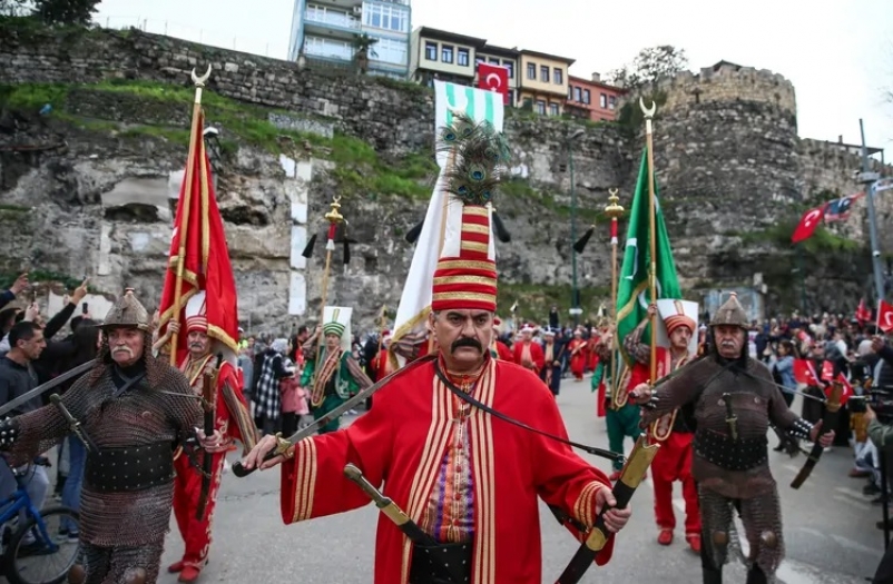 Bursa'nın Fethi’nin 700’üncü yılı  törenlerle kutlandı