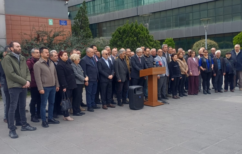 Mustafa Bozbey’in gözaltına alınmasına tepkiler sürüyor