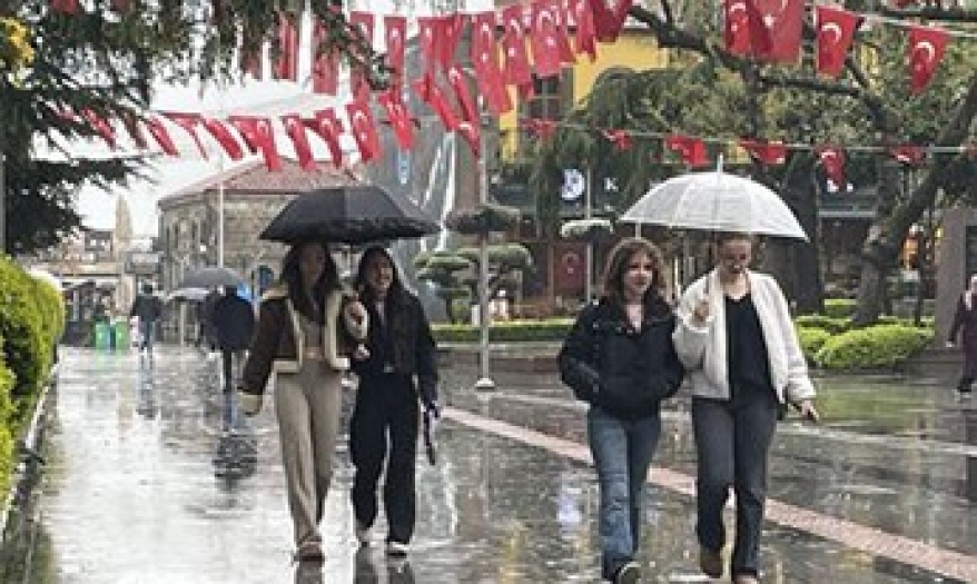 Sıcaklık 6-10 derece düşüyor! Her yerde sağanak uyarısı!
