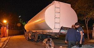 Akaryakıt tankerinde 300 bin paket kaçak sigara çıktı