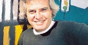 Ünlü Sanatçı Tarık Akan hayatını kaybetti