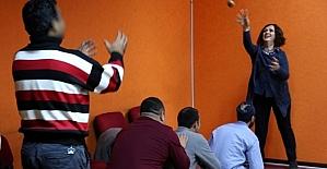 Mahkumlar hayata farklı pencereden bakmayı öğreniyor