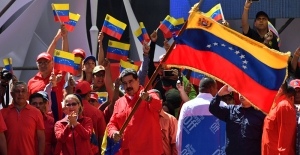 Maduro, Kolombiya ile diplomatik ve siyasi ilişkileri kesti