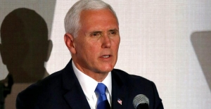 ABD Başkan Yardımcısı Mike Pence'den açık tehdit; "Maduro'yu destekleyen ülkeleri dünyadan izole ederiz"
