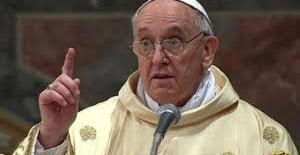 Papazlar da zıvanadan çıktı; Papa  Franciscus, "Kiliselerdeki cinsel istismar mutlaka rapor edilecek"