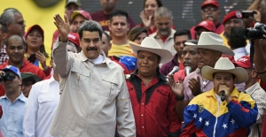 Venezüella'da yeni bir darbe girişimi engellendi