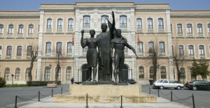 1071 akademisyen AYM‘nin “hak ihlali” kararına karşı bildiri yayımladı.