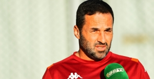 Bursaspor Teknik Direktörü Yalçın Koşukavak Soruları Yanıtladı
