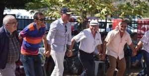 Gemlik Belediye Başkanı Sertaslan Şükriye Köy Şenliği'nde