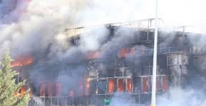 Tuzla'daki fabrika yangını kontrol altına alındı
