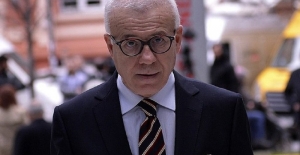 Ertuğrul Özkök: "Tabii ki bu tartışmada Nagehan'ın yanındayım"