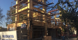 Belediyenin kaçak inşaatı mühürlendi